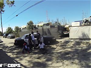 drill the Cops - milky gal cop poked by 3 BBCs